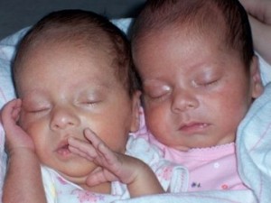 twin preemies