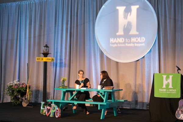 hand to hold baby shower 2017, Kristin schell, turquoise table