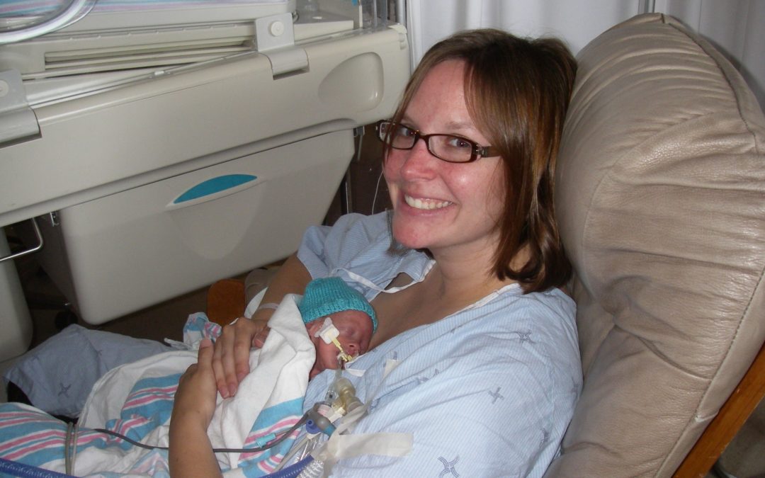 Connecting With Your Preemie in the NICU