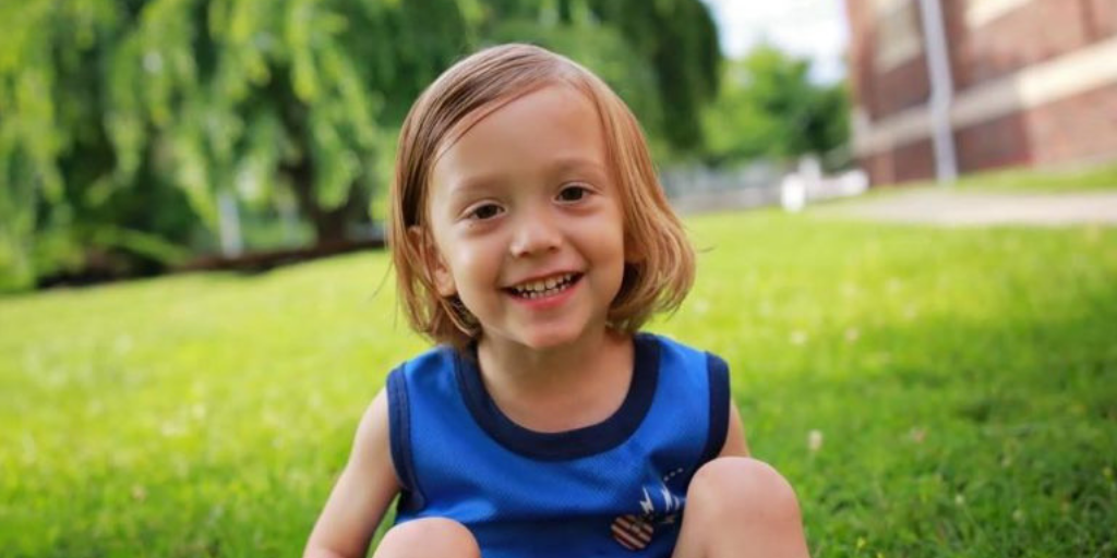 rowan Giles, hand to hold, giving Tuesday, fight like a preemie #FightLikeAPreemie