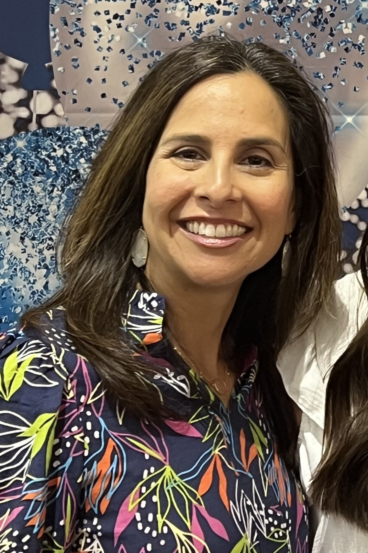 veronica cogwin hand to hold