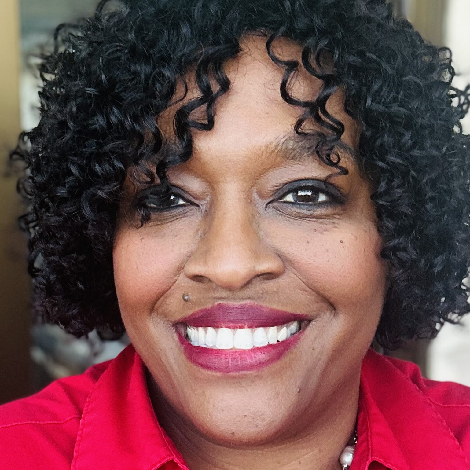 Gigi Khonyongwa-Fernandez headshot Gigi Khonyongwa-Fernandez, hand to hold nicu mental health conference